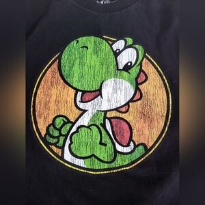 Yoshi ! Nintendo Super Mario Retro/Vtg Style Logo, Large Tee